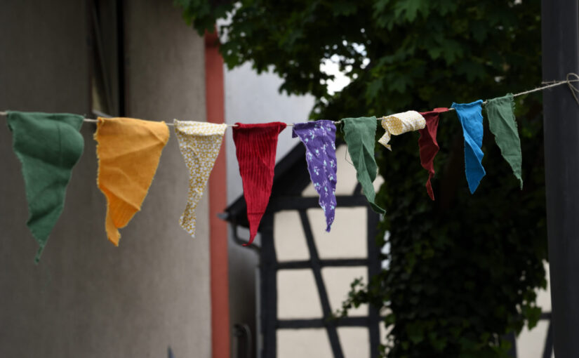 Flohmarkt & gemeinsamen Essen * Zu Gast im Gärtchen No 3 *